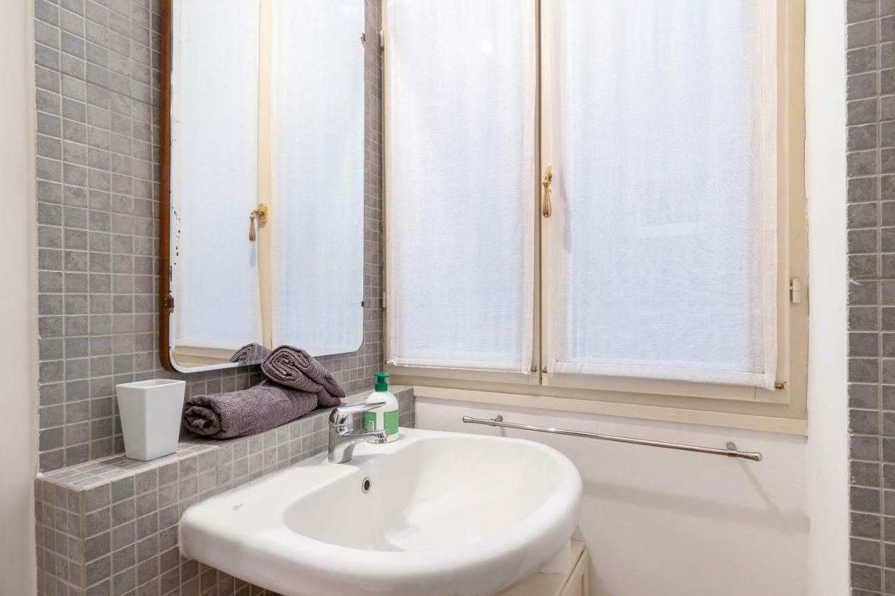 Apartamento Altido Warm Flat For 3 In Isola, 10 Min To Centre Milán Exterior foto